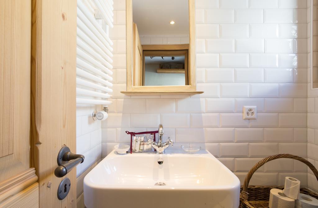 Apartments Roxes Вербиер Екстериор снимка